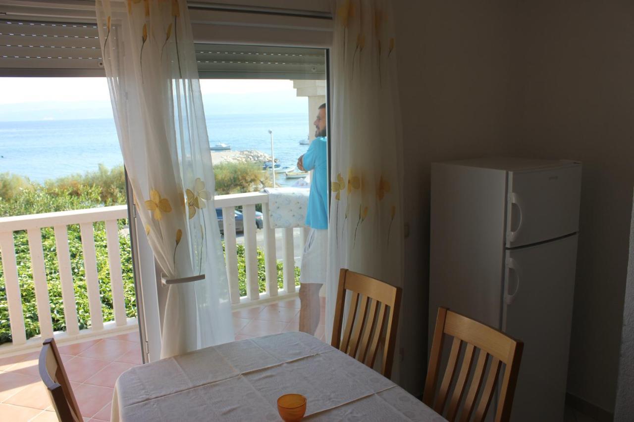 Omis Apartmani Mouse Exterior photo
