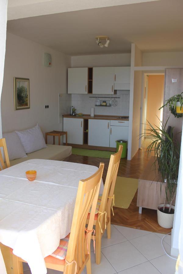 Omis Apartmani Mouse Exterior photo