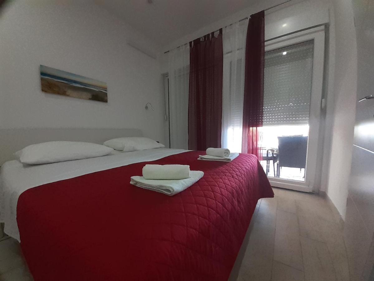 Omis Apartmani Mouse Exterior photo