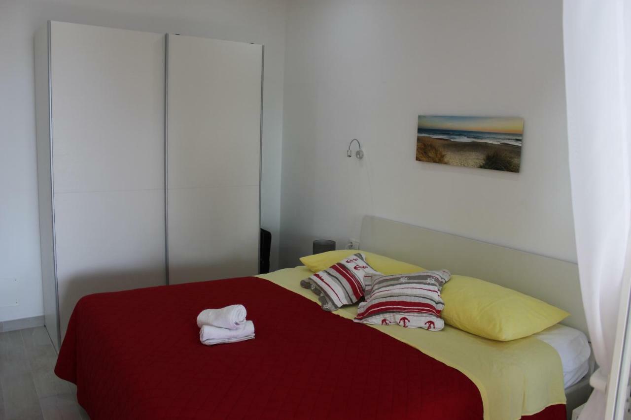 Omis Apartmani Mouse Exterior photo